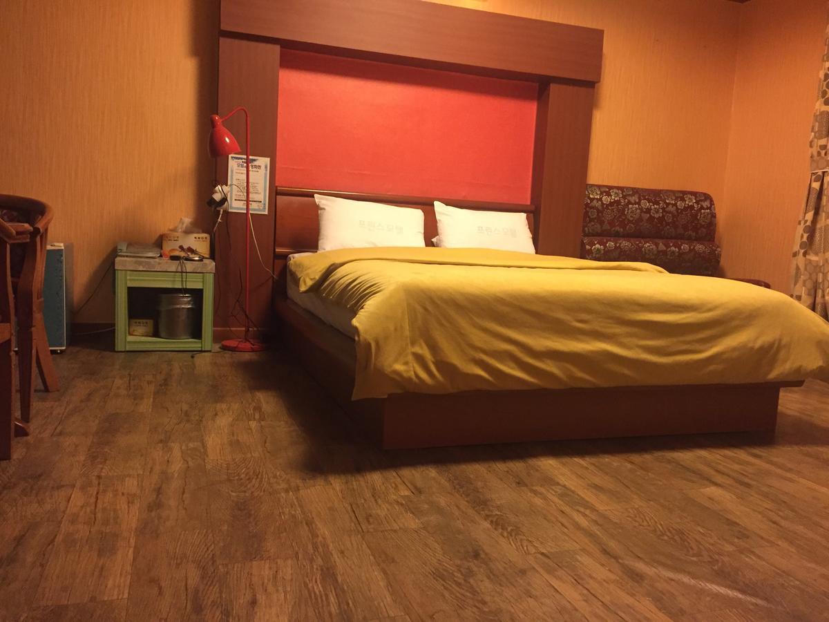 Prince Hotel Gwangju Metropolitan City Exterior foto